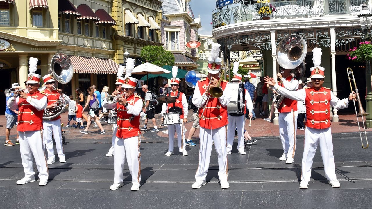 Main Street Philharmonic Performs 