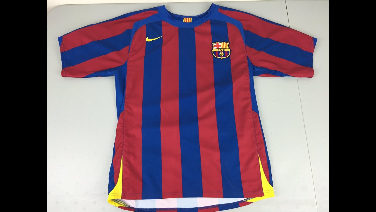 Retro Review: 2005-2006 FC Barcelona Home Jersey by Nike