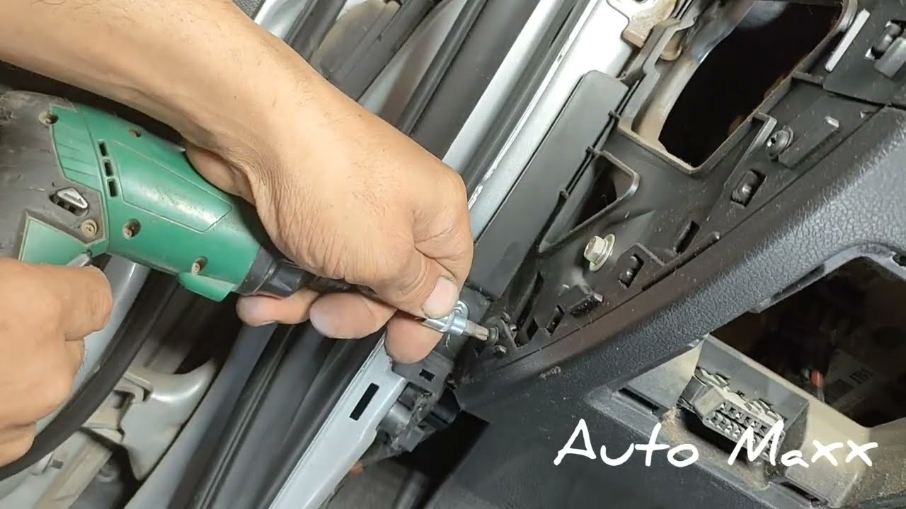 فك تابلوه هيونداي النترا 2014تغيير تلاجه التكييف ج3 Hyundai Elantra dashboard removal p3