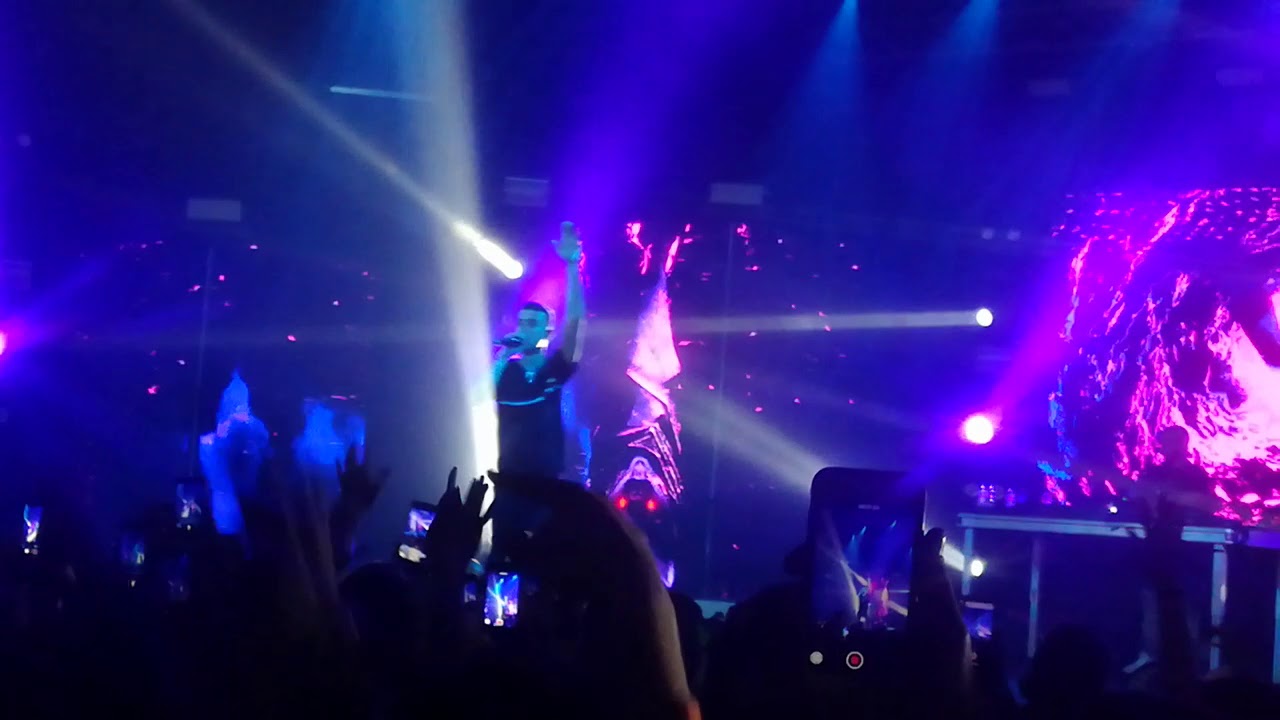CAPO PLAZA - COME ME (Alcatraz Milano 26/03/2019)