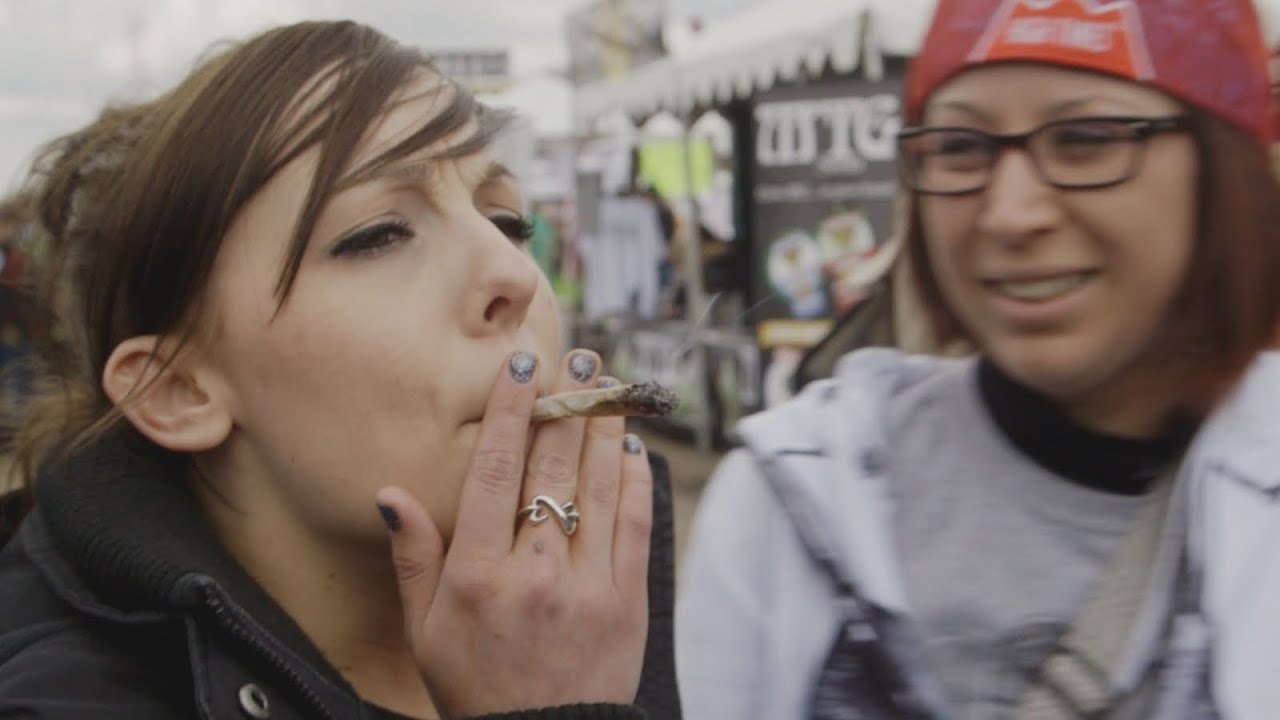 Marijuana Aficionados Unite at &lsquo;Cannabis Cup&rsquo;