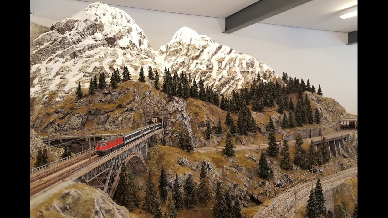 Schweizer Alpenbahn - aus der Sicht des Lokführers!