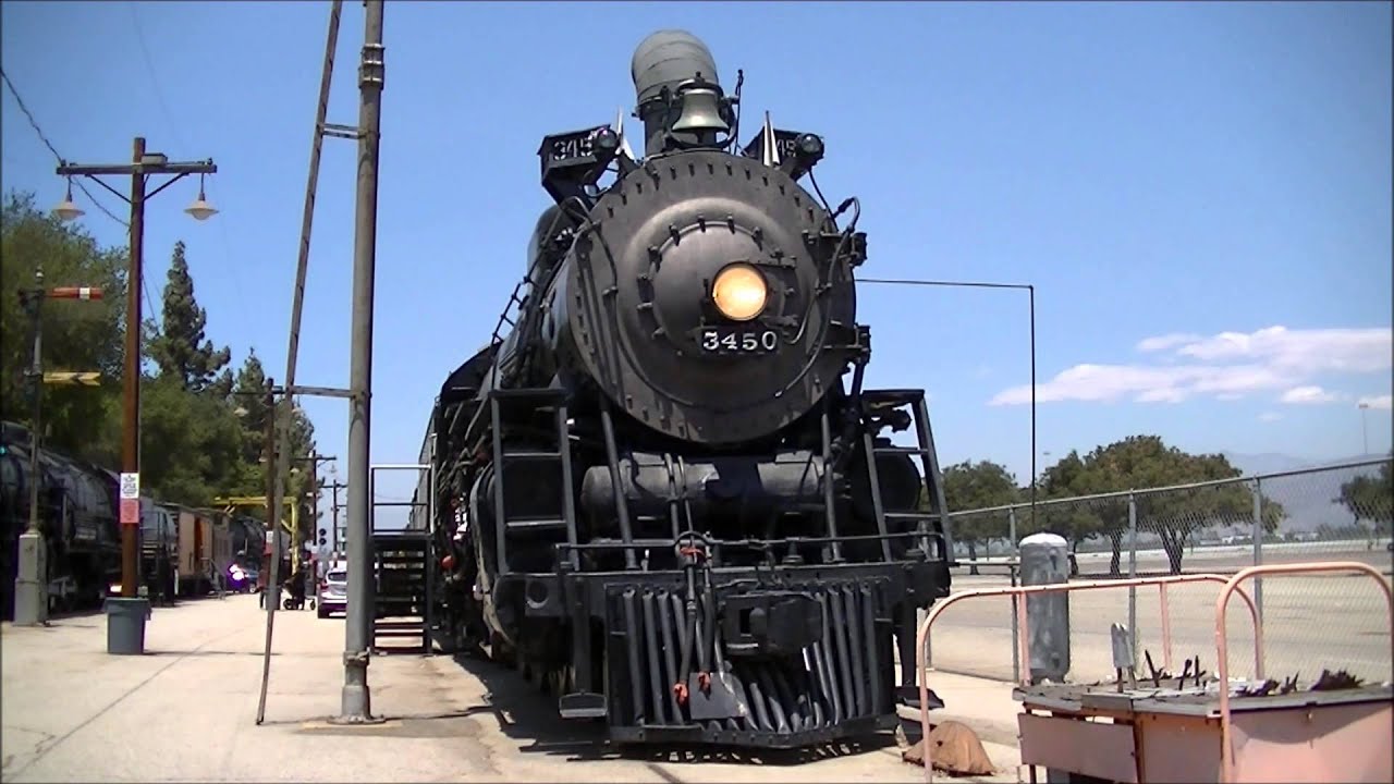 Blowing Santa Fe 3450's Whistle