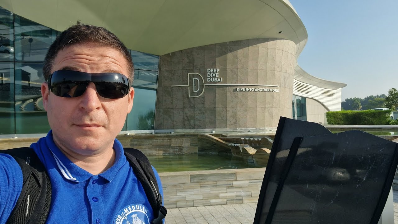 Deep Dive Dubai. Deepest and most beautiful pool for diving in the world
