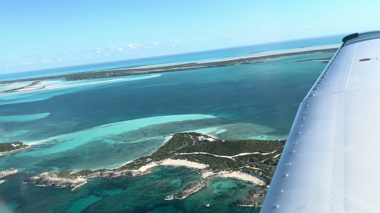 Over Stocking Island Exuma / Elizabeth Harbor