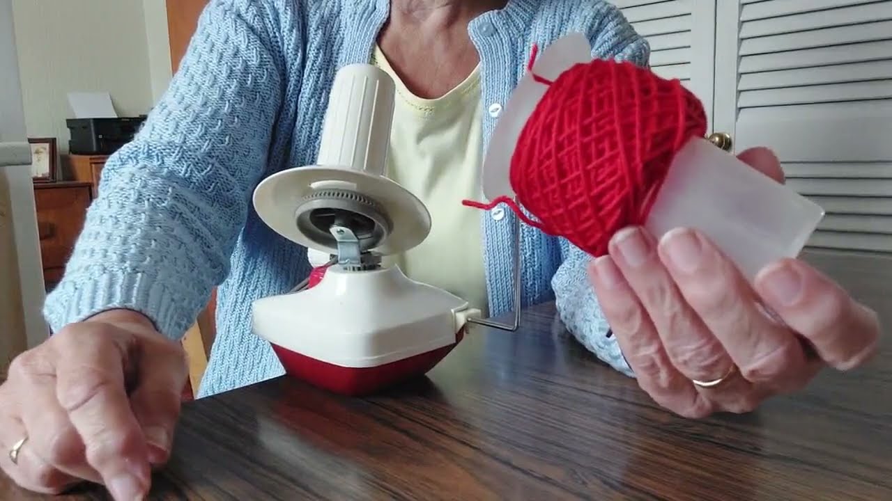 Royal Wool Winder, Sheila's Knitting Tips and Other Stuff