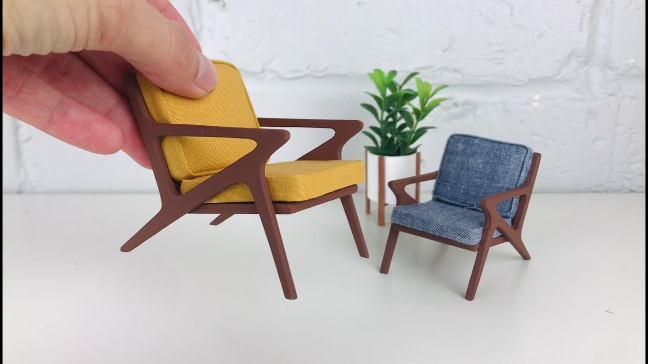 MCM Miniature Chair ~ Riley