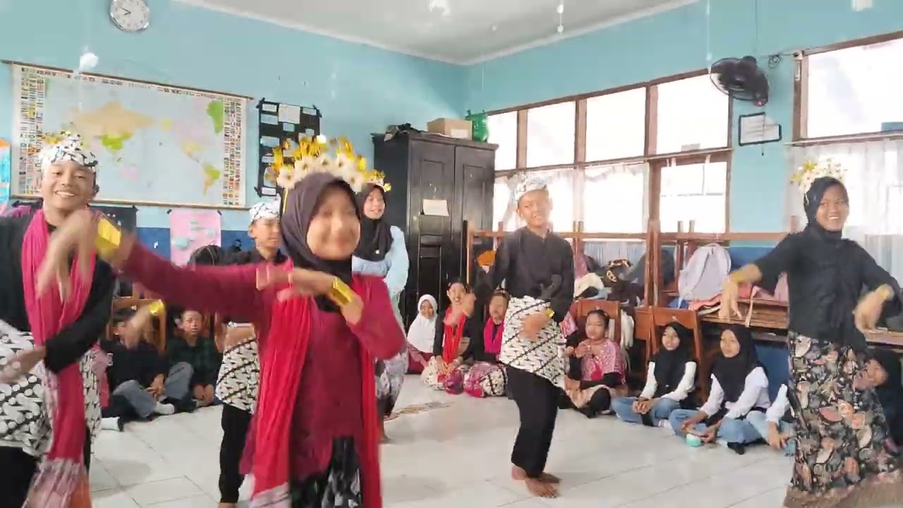 Ujian Praktik kelas 6a SDN CINUNUK 01 T. A 2025-2026