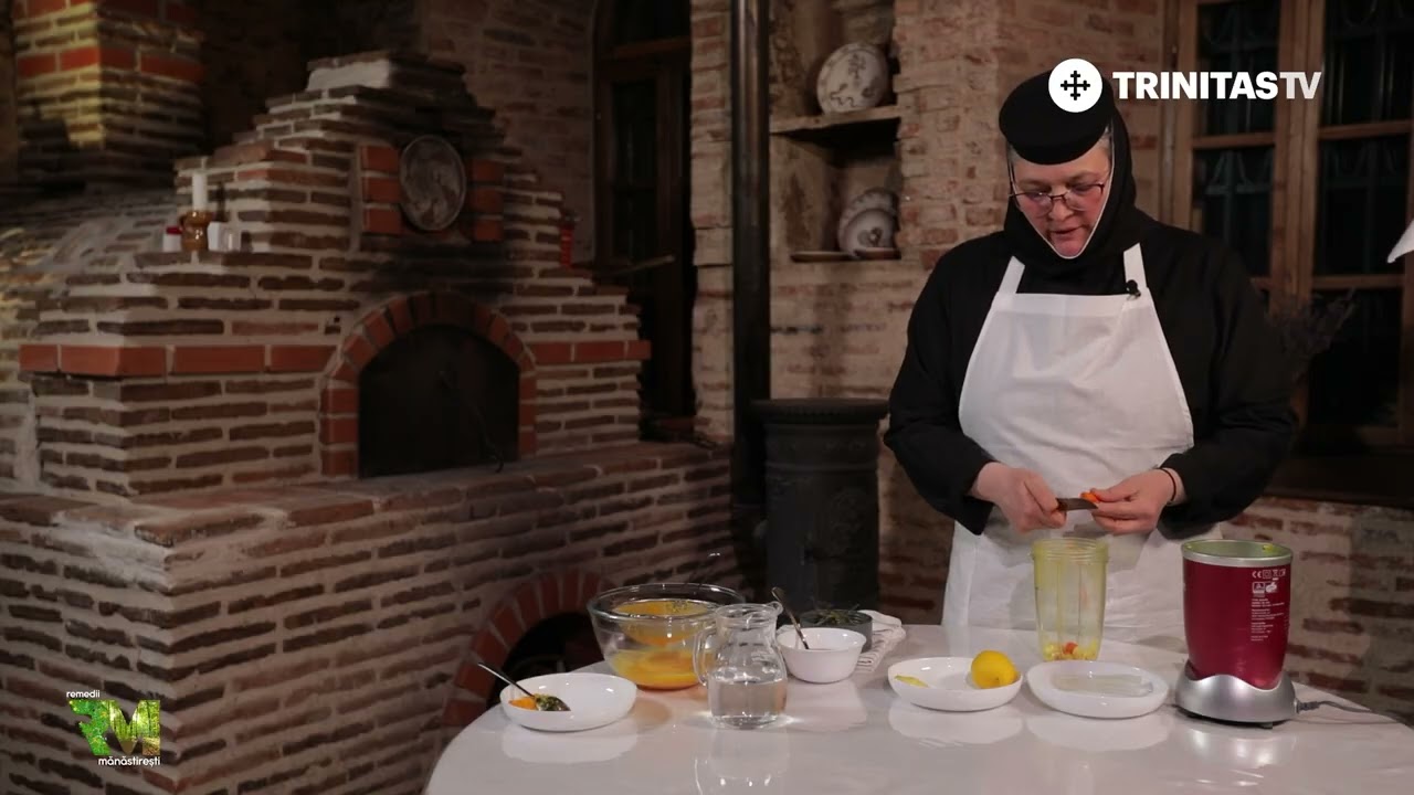 Băutură energizantă cu ghimbir și turmeric – Rețetă de la Mănăstirea Hurezi