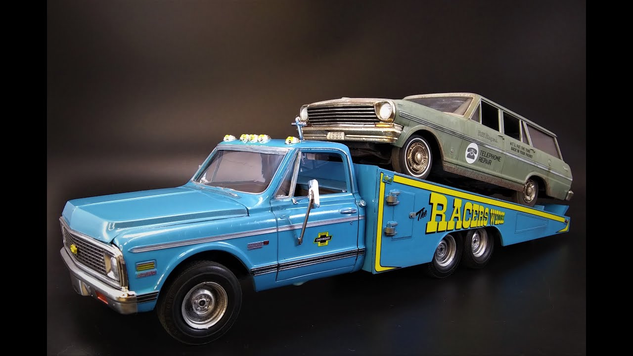 1972 Chevy C/K Pickup Racer's Wedge 2n1 1/25 Scale Model Kit Build Review MPC885 Chevrolet 350 V8