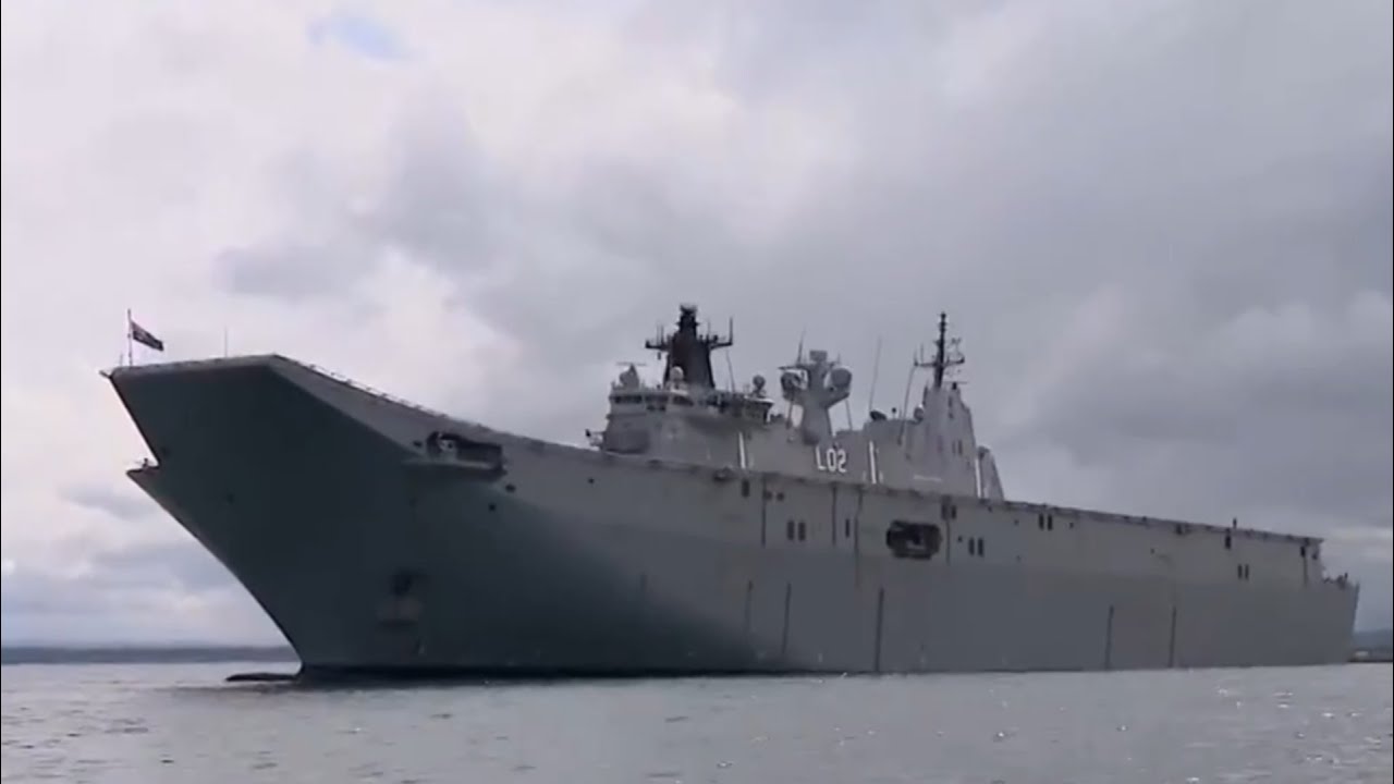 Rare glimpse at life onboard Australia's largest warship HMAS Canberra