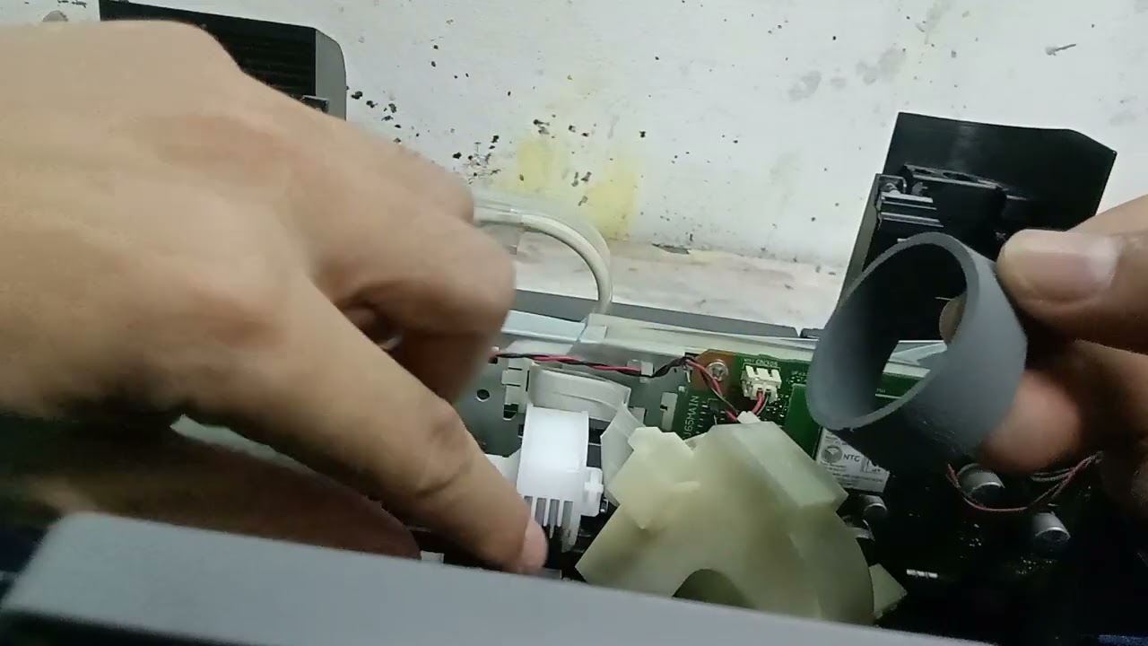 วิธีเปลี่ยนลูกยางดึงกระดาษ Epson l3250 อาการไม่ดึงกระดาษ 