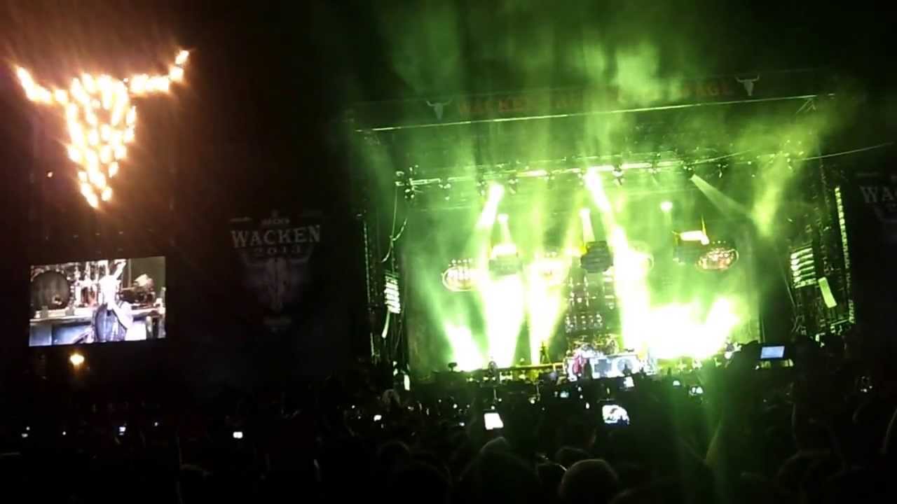 Rammstein und Heino - Sonne @ Wacken Open Air 2013 (Good Quality) & Crowd Surfing