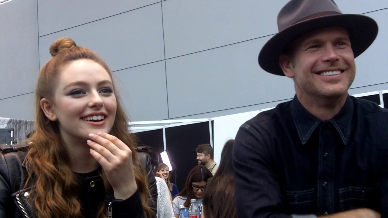 NYCC 2018: Legacies - Danielle Rose Russell (Hope) and Matthew Davis (Alaric)