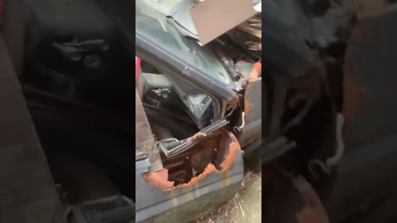 Mk1 Ford Fiesta Supersport sat rotten away