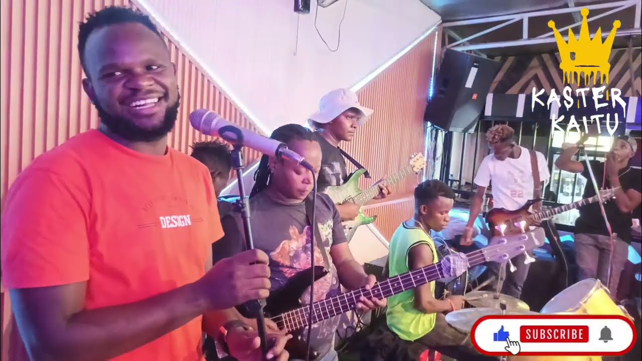 SEE HOW MBUTU KWAYO AND UTUTI WA KYUMA MAKES FUN ON STAGE WHILE PLAYING SALOME BY KIMANGU BOYZ 🎤🎸🔥🔥