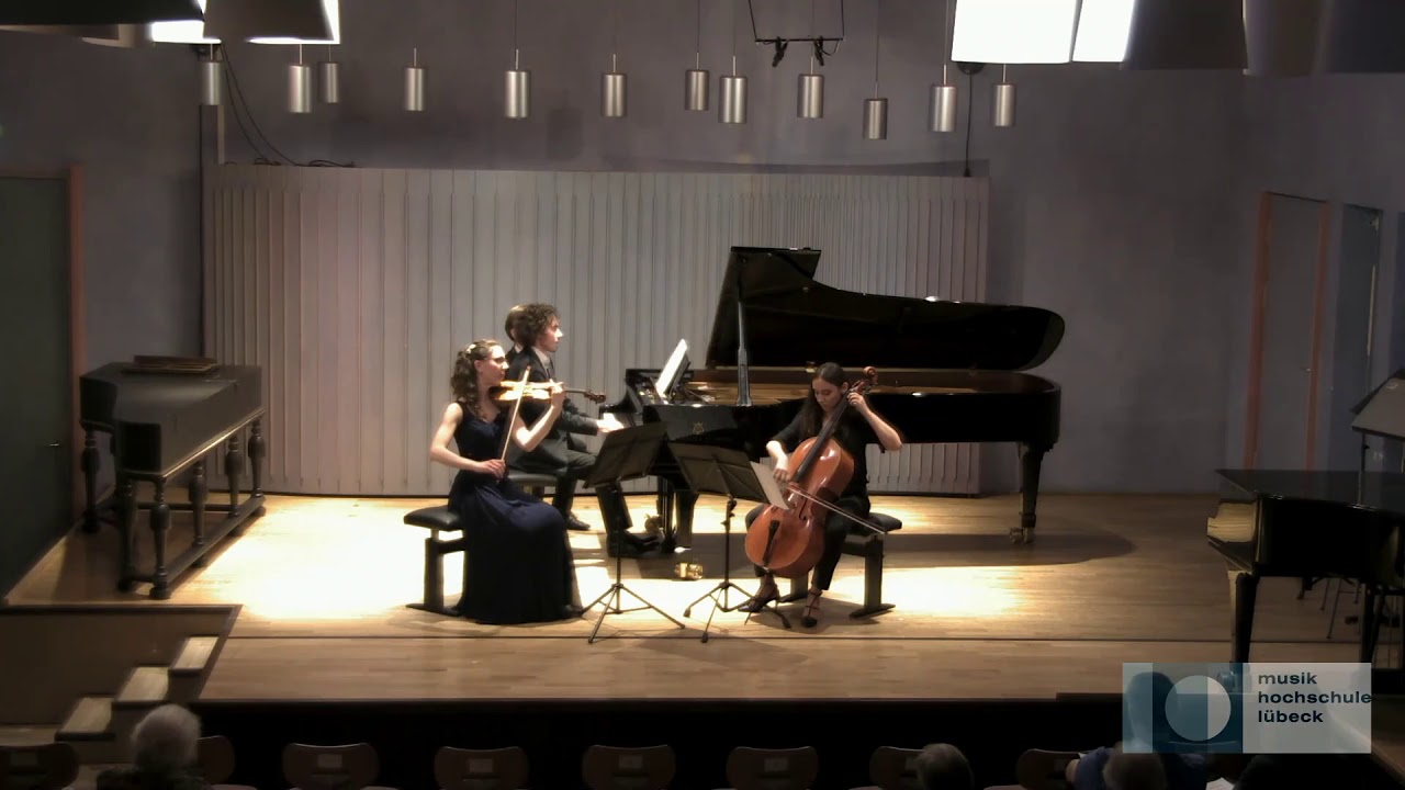 D. Shostakovich - Piano Trio Op.8 No.1