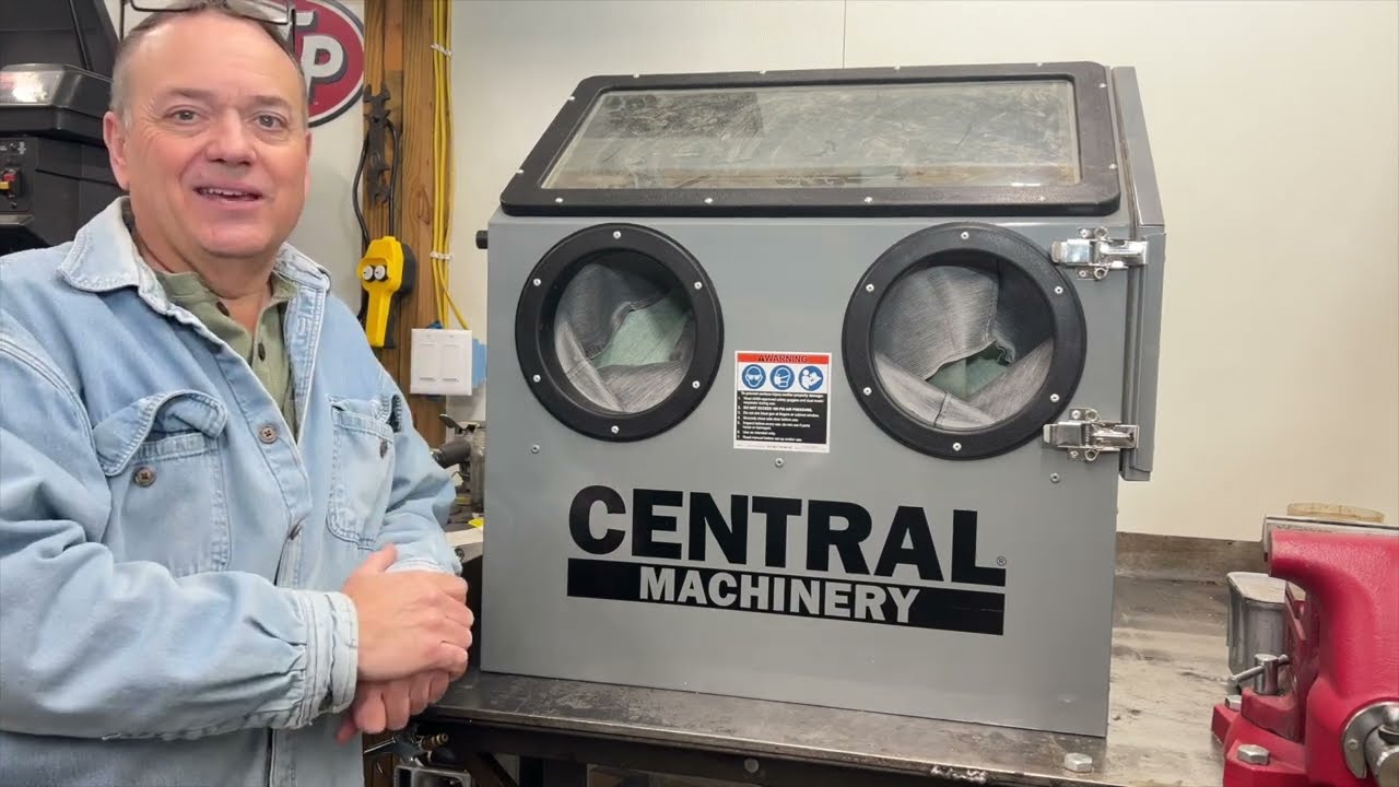 Harbor Freight 30lb Sandblaster First Time Use