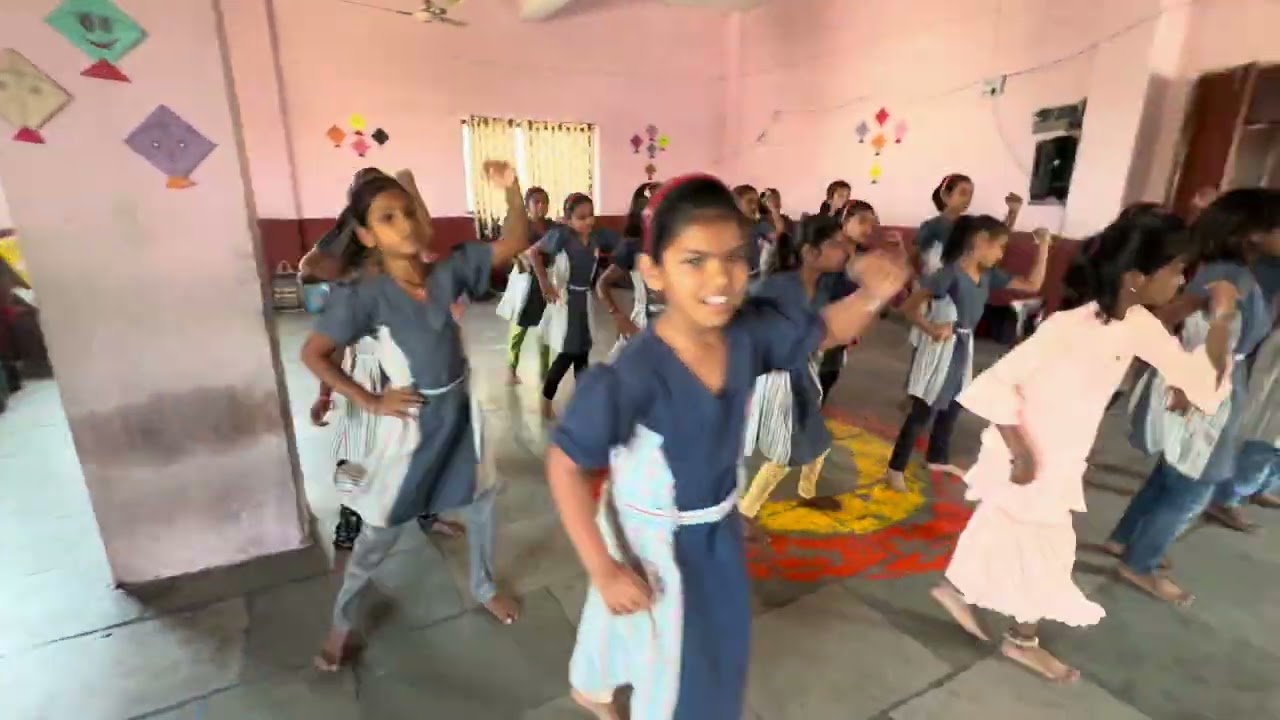 धन्य ज्योतीबा फुले डान्स, अक्षरनंदन शाळा पंढरपूर #dance #viralvideo #school #मराठीशाळा #kids #trend