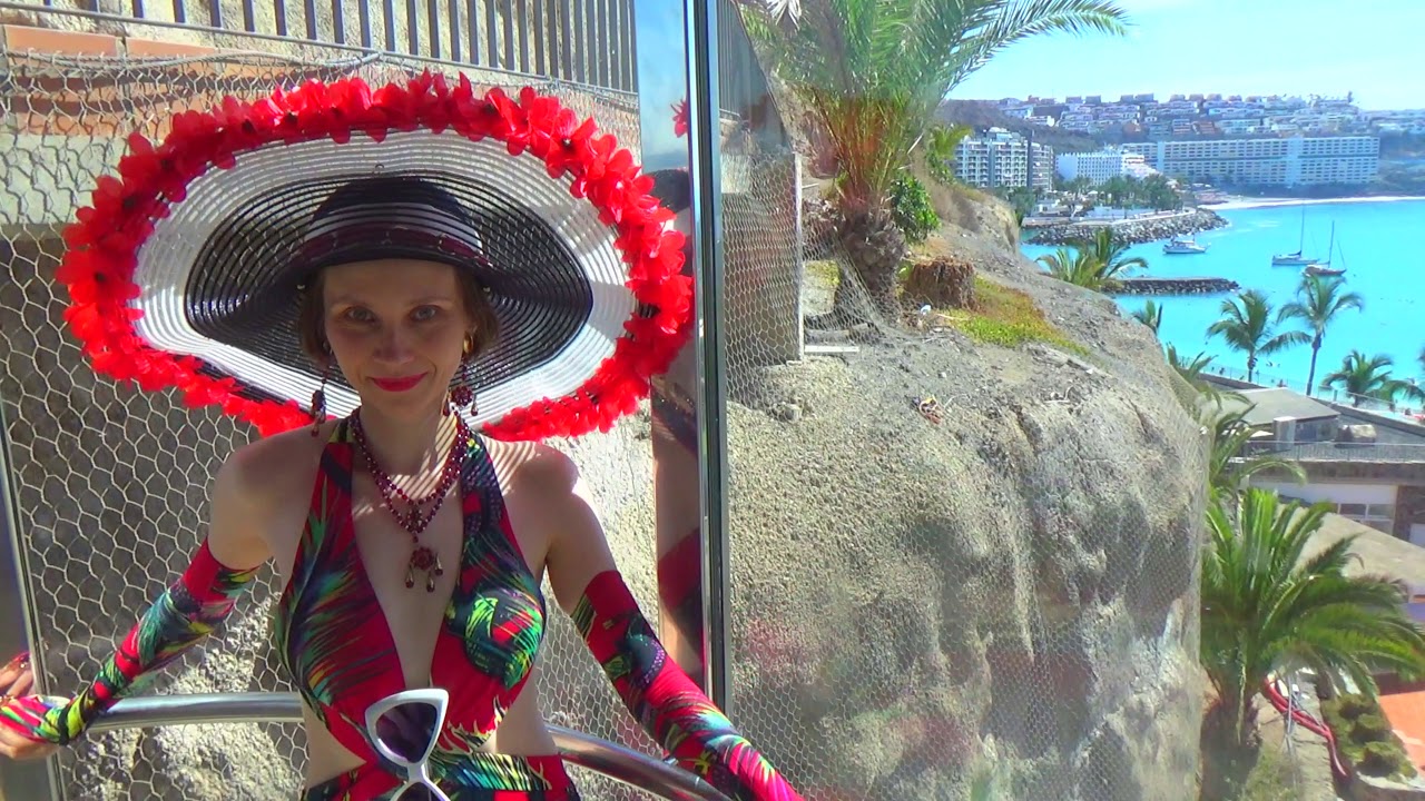 4K GRAN CANARIA : ANFI DEL MAR WITH AVA MARIA.
