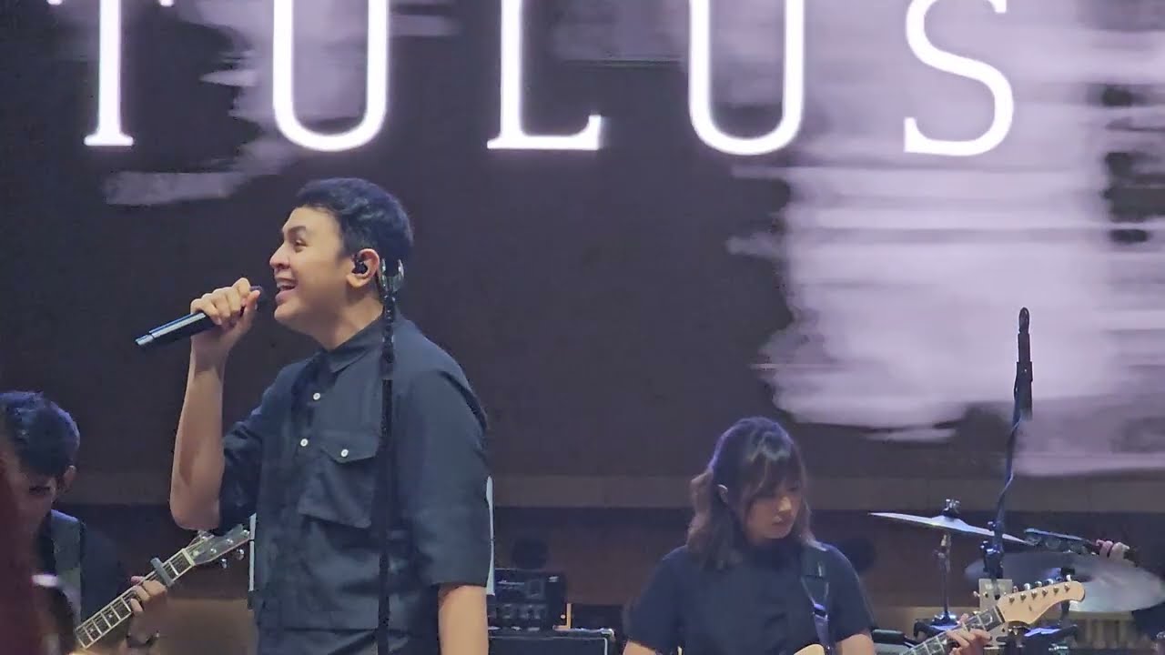Tulus Live at La Plaza Summarecon Kelapa Gading 17 Maret 2024