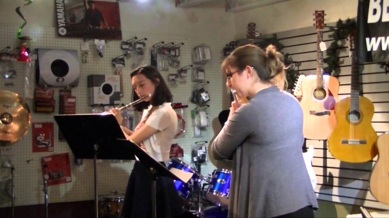 Lisanne plays 