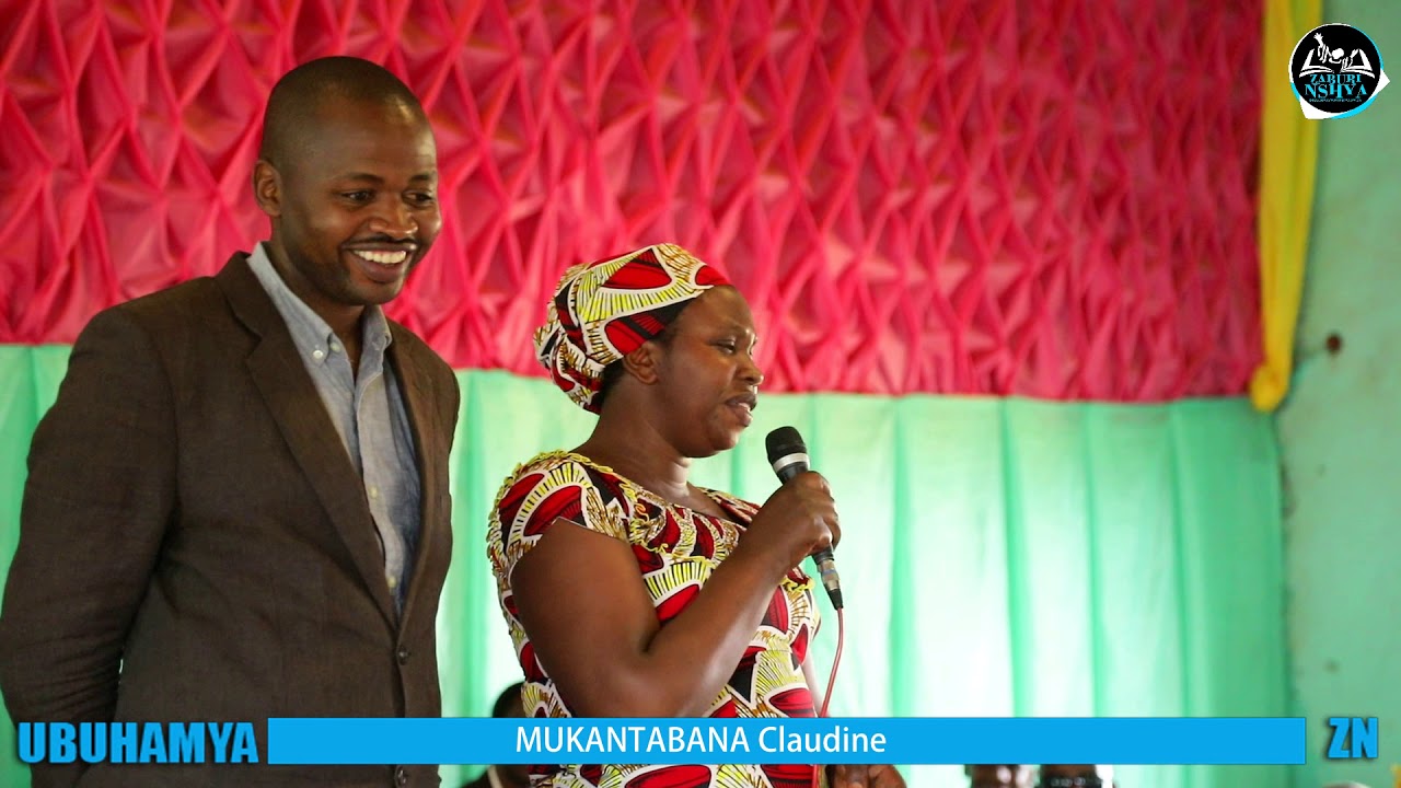 UBUHAMYA: Wa mudamu mwiza WARI UMUSAZI NYABUGOGO yirirwa yambaye ubusa, YITANGIYE UBUHAMYA