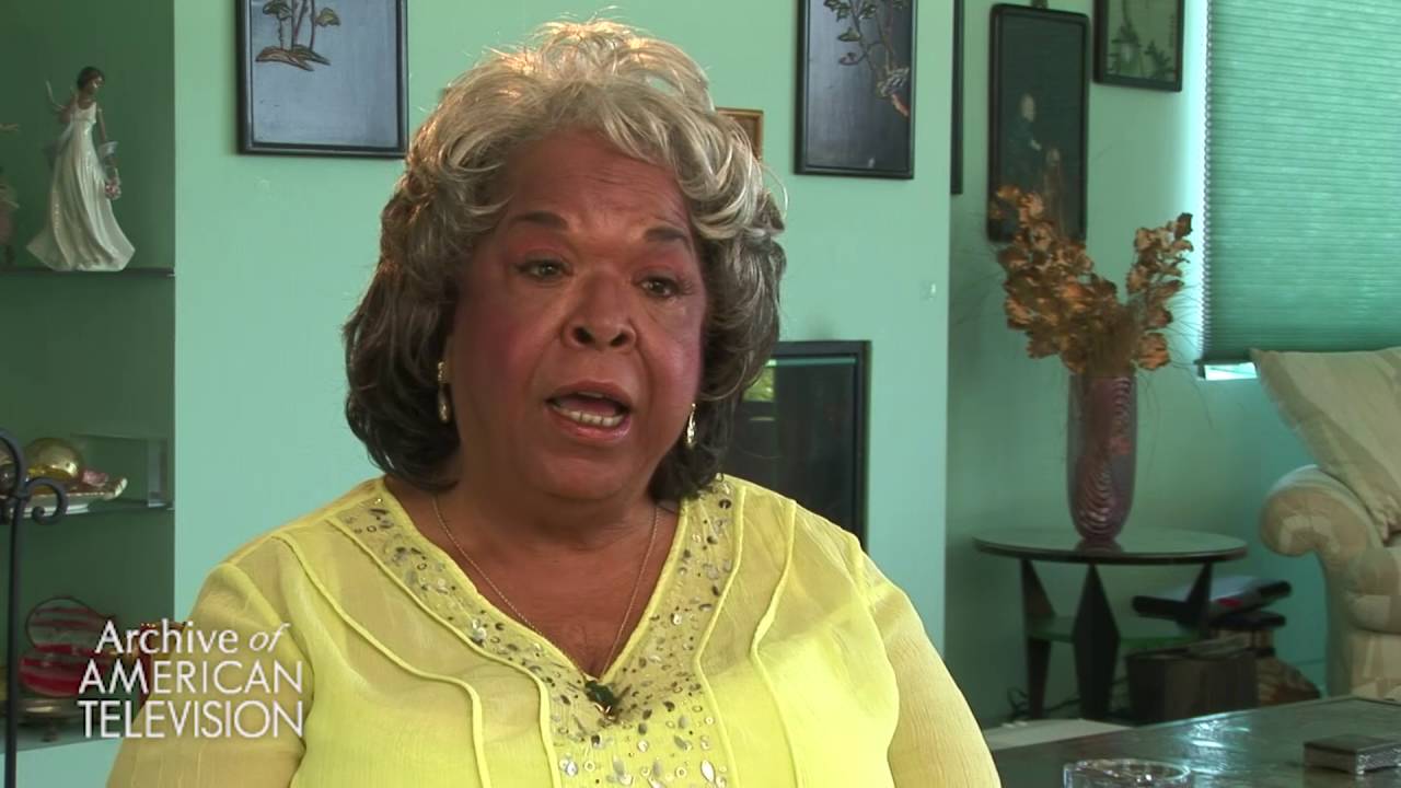 Della Reese on singing with Mahalia Jackson at age 13