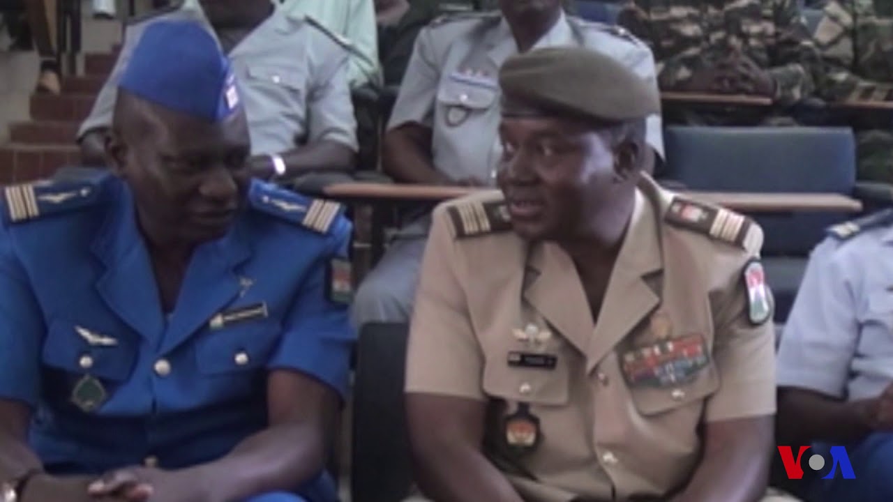 Report de deux semaines du procès des militaires impliqués dans un putsch présumé en 2015 (vidéo)