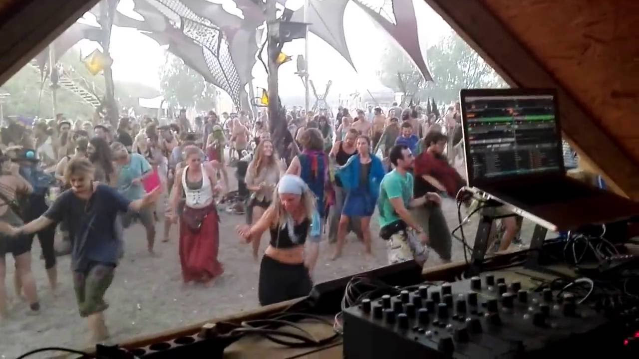 2016 07 10 | Rosper @ Freqs Of Nature (Niederg&ouml;sdorf, Berlin) Playing 