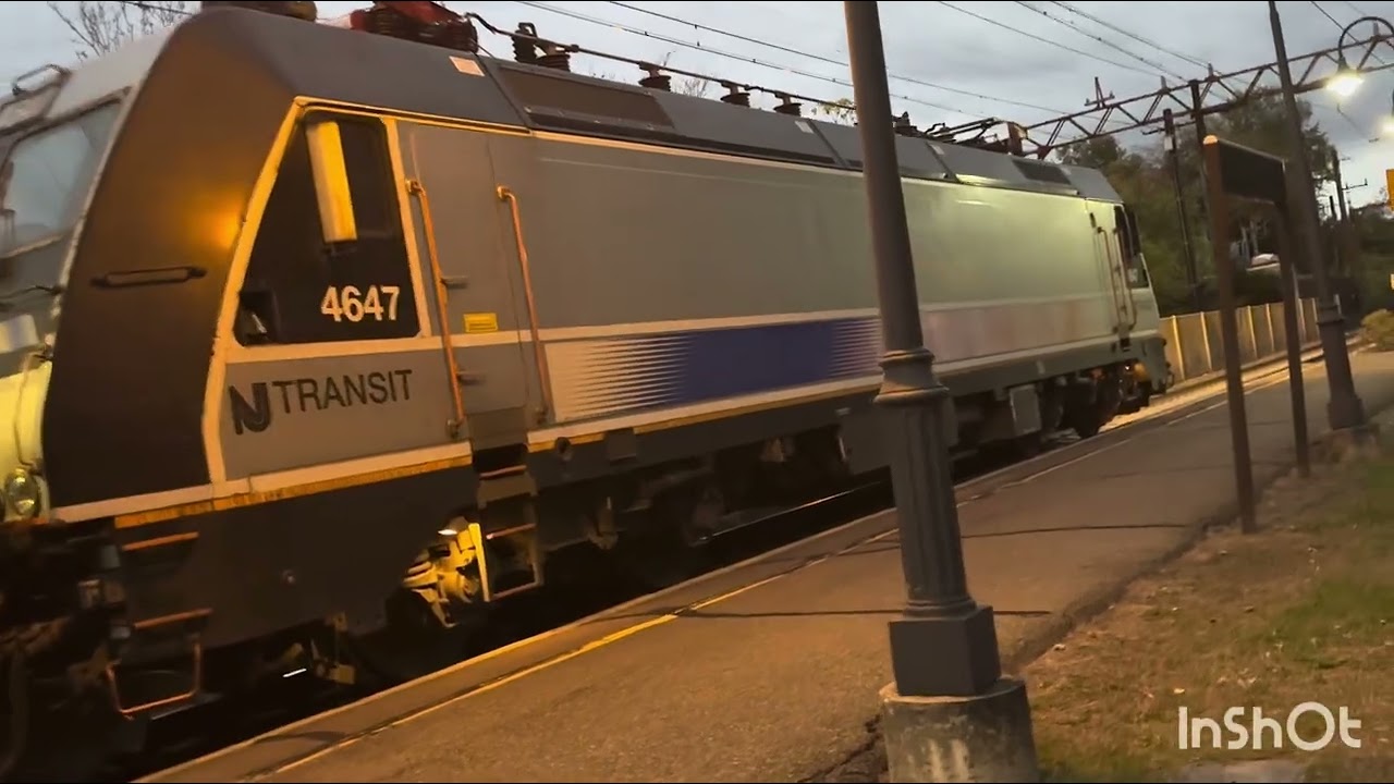 More train spotting at Convent Station (10/24/25) 