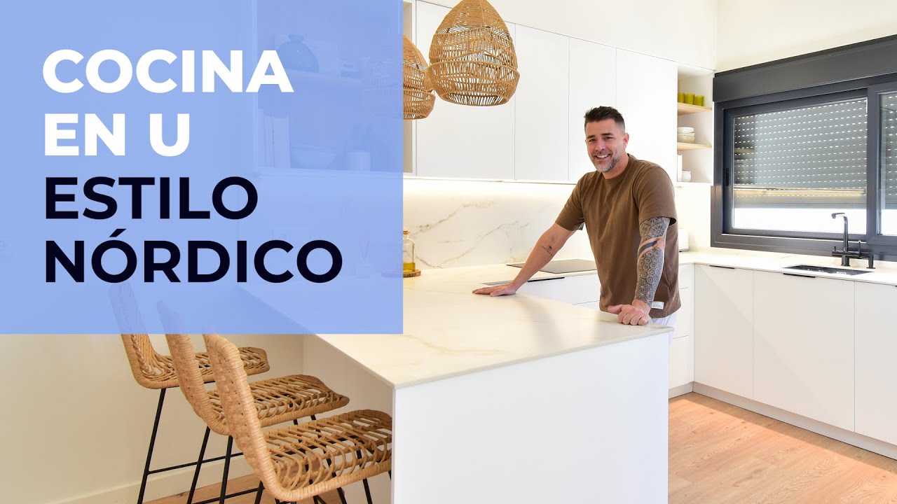 ¡Preciosa COCINA BLANCA en U! 😍 Saca provecho a los RINCONES y a un TECHO MUY ALTO