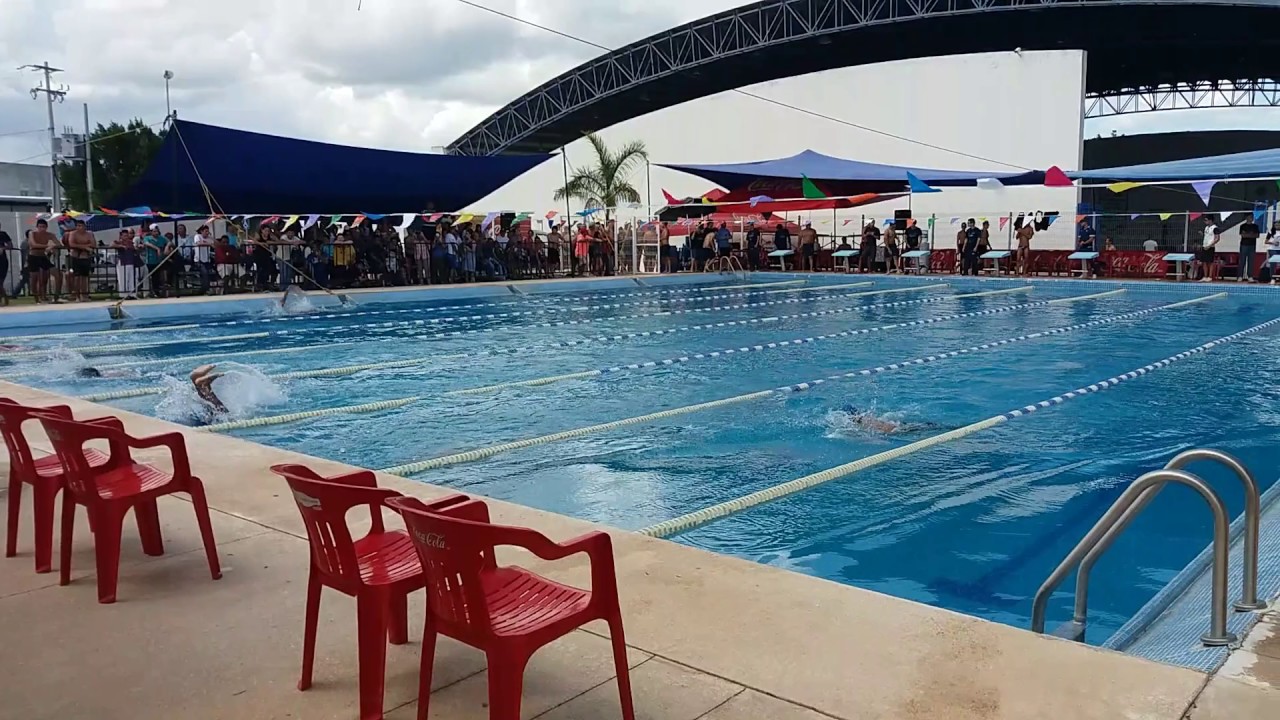 CONVIVENCIA UNIVERSITARIA DE NATACI&Oacute;N 13 DE MAYO DE 2017 EN LA UNIVERSIDAD MODELO