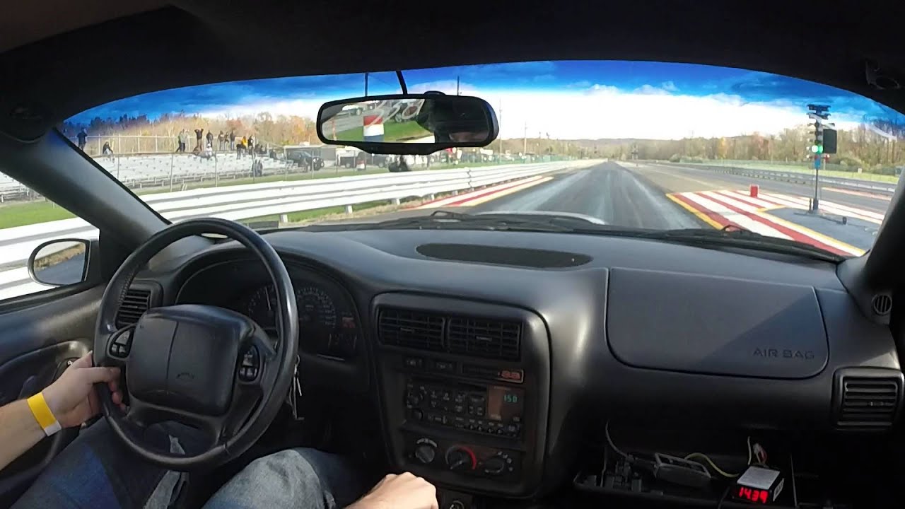 2000 Camaro SS (Inside) vs. 2001 Camaro Z28