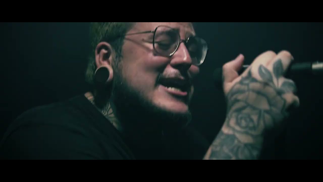 AXTY - HELPLESS (Official Music Video)