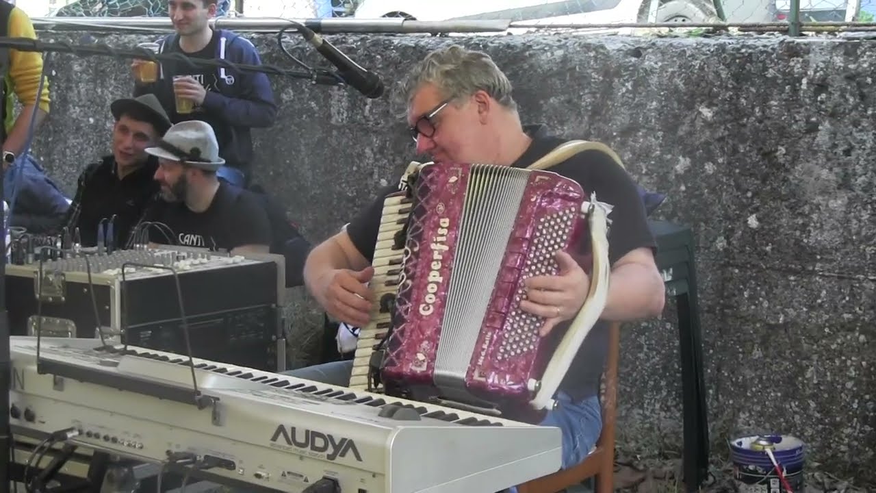 ALBERTO  KALLE   