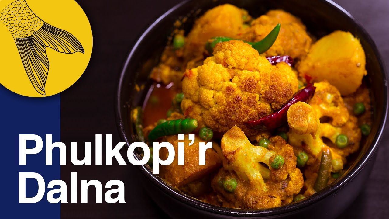Phulkopi'r Dalna | A Bengali Cauliflower and Peas Curry