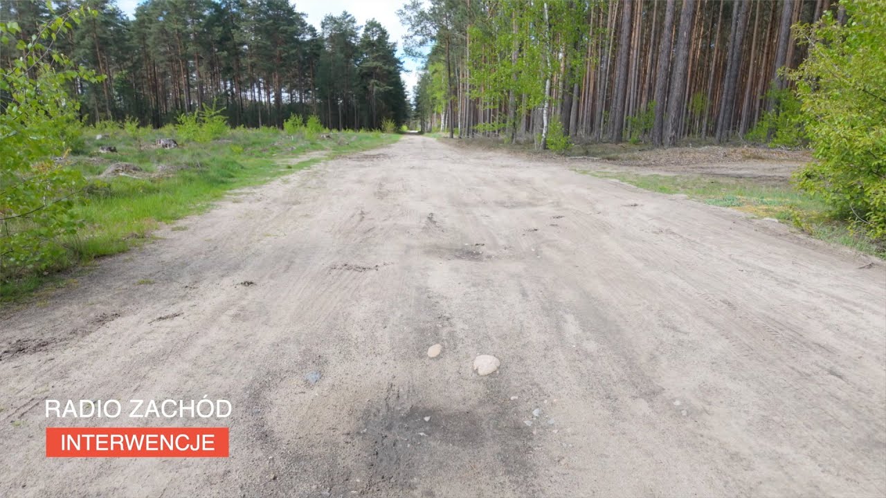 Radio Zachód Interwencje: mieszkańcy Matuszowic od lat walczą o remont drogi dojazdowej.