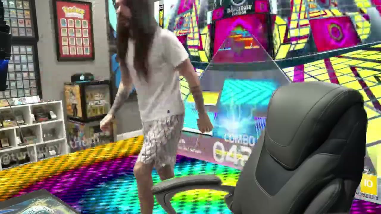 moistcr1tikal does the spongebob on dancerush stardom
