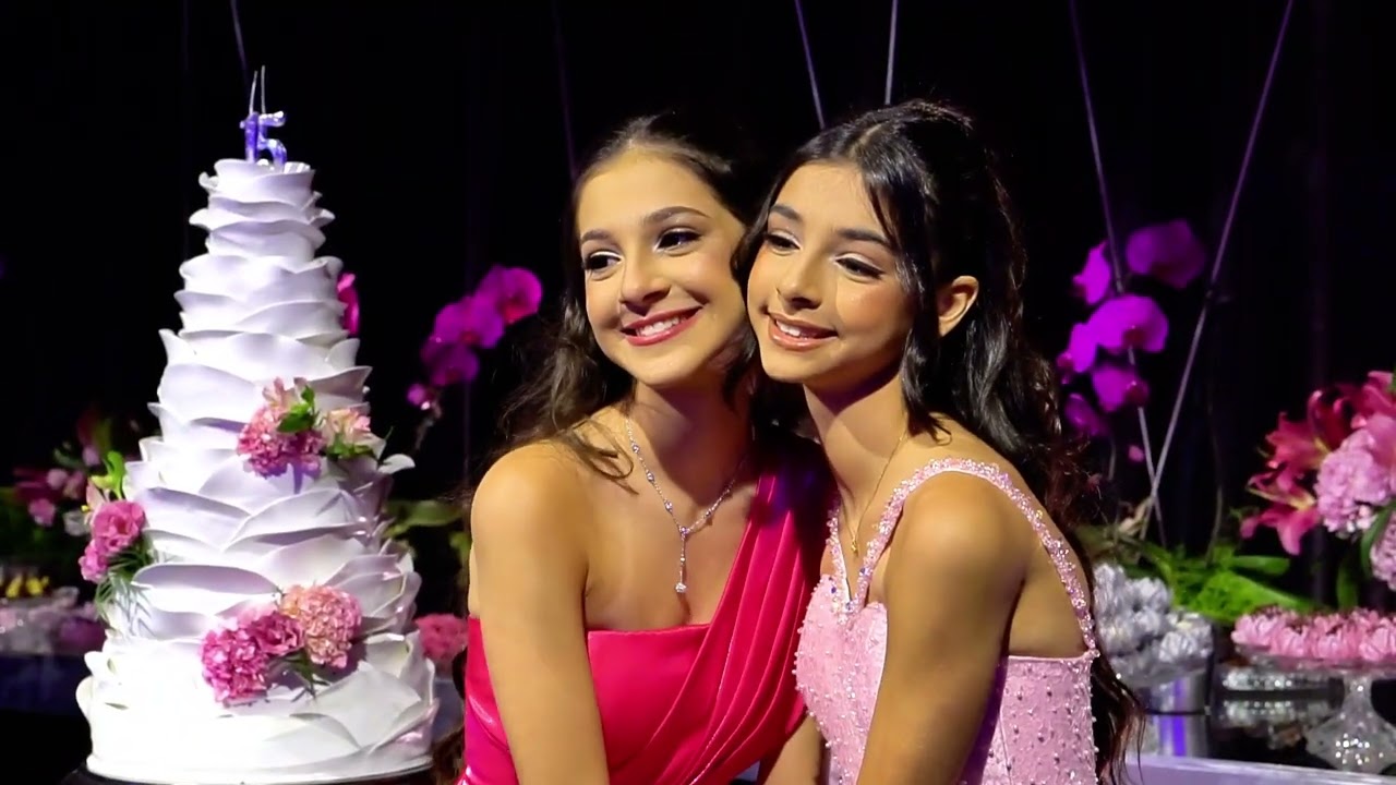 🎉 LARA 15 ANOS – UMA NOITE MÁGICA NO CORAÇÃO DE SANTOS! 🌟
