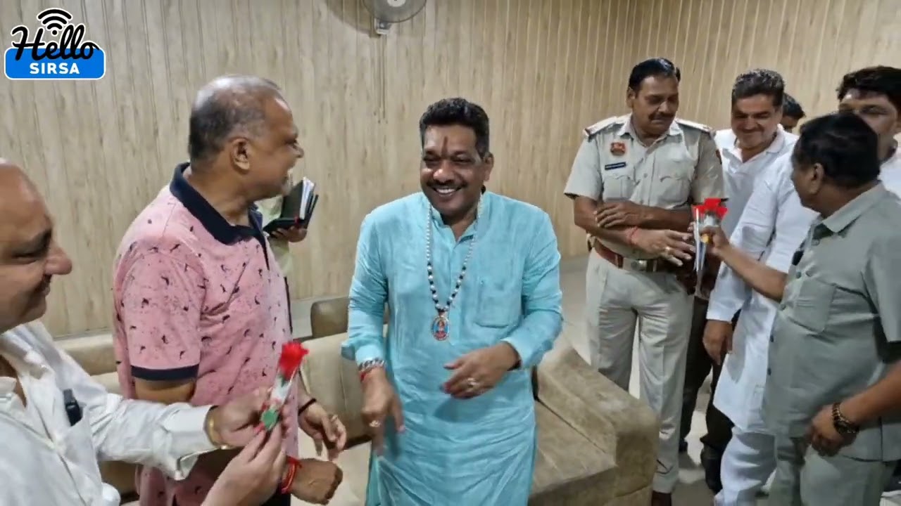 गोविन्द कांडा जी का  सिरसा के  लोगों ने किया फूल देकर समर्थन !!