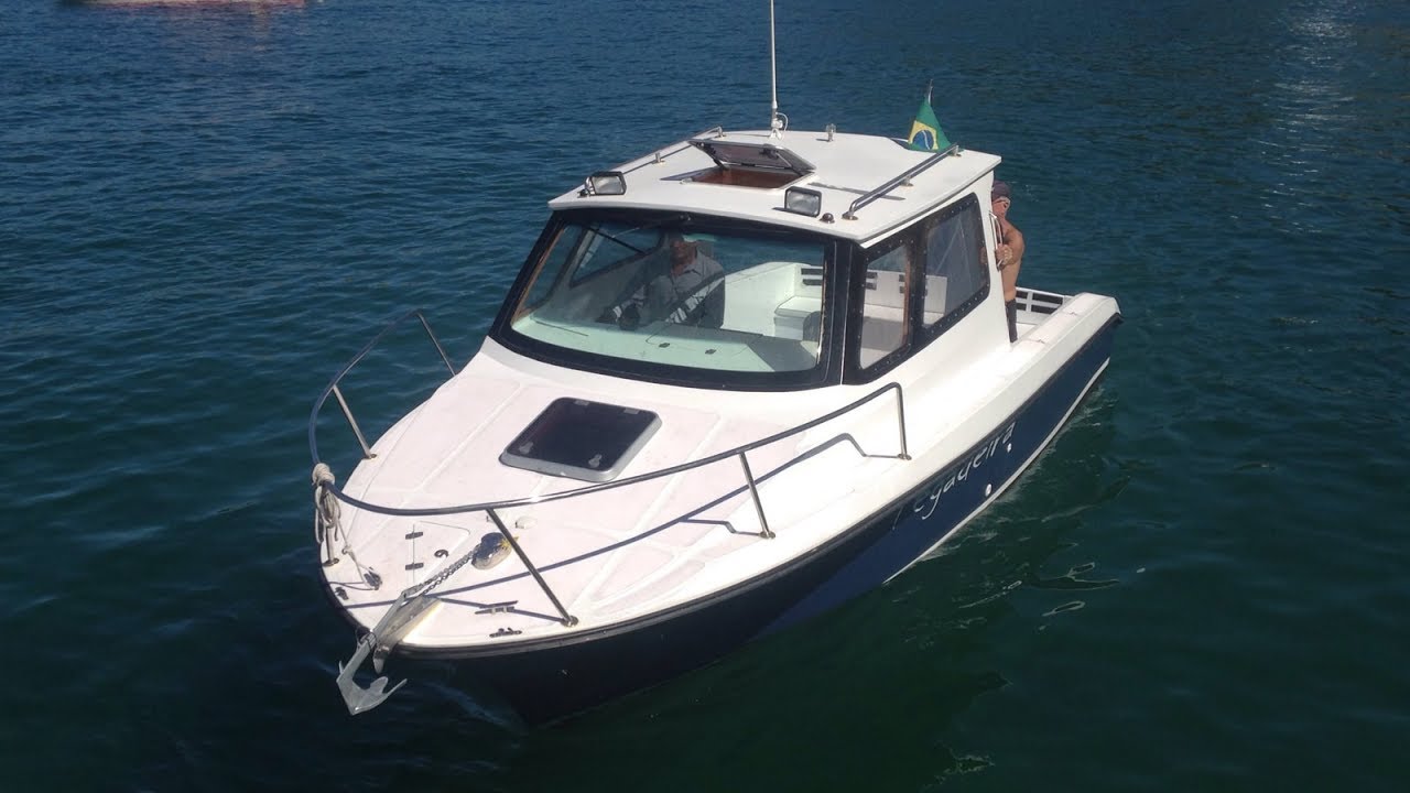 Projetos de barcos em estoque e método para construção única (amadora ou profissional)