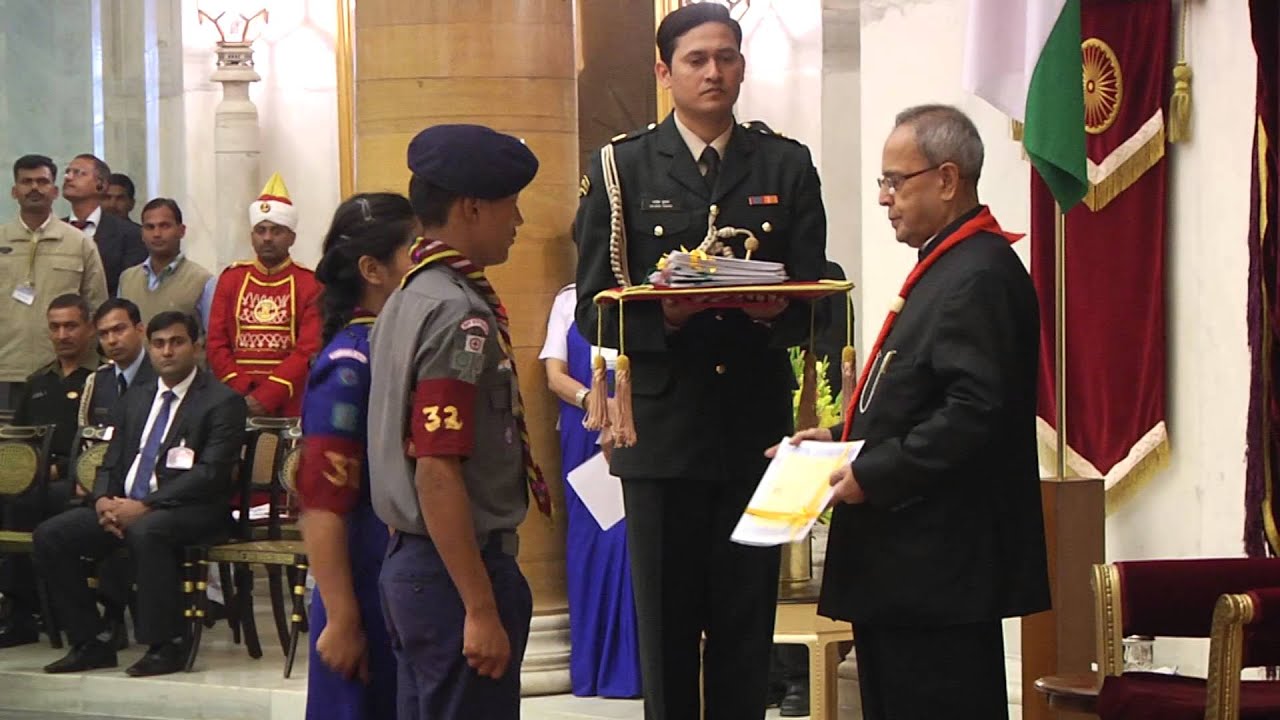 President Mukherjee presents Scouts and Guides Awards