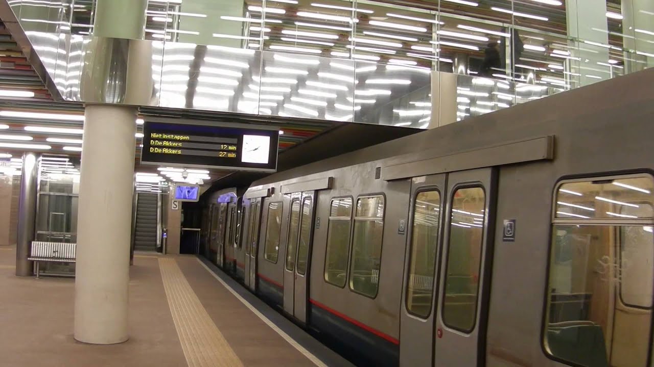 Bijzonder: RET metro type SG2 op Rotterdam Centraal