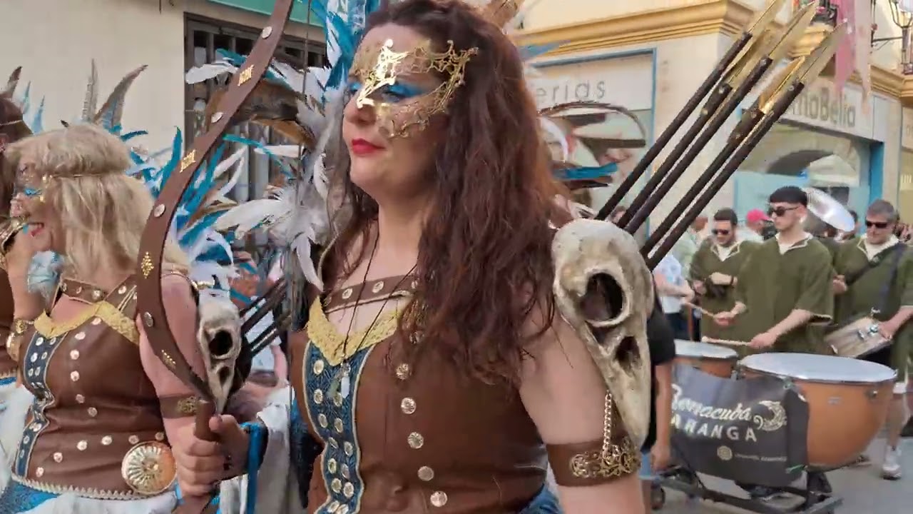 DESFILE MOROS Y CRISTIANOS DE VERA.