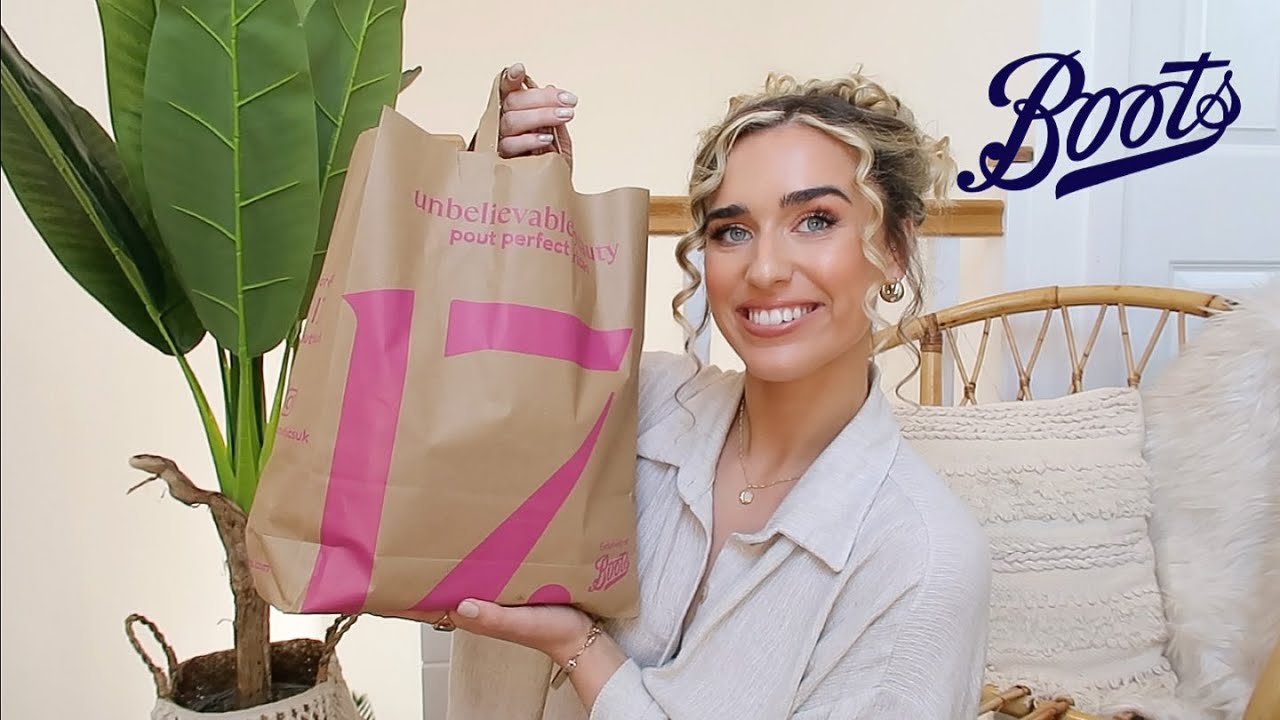 HUGE BOOTS HOLIDAY ESSENTIALS HAUL!! all the toiletries you need for holiday April 2022 | Talia Rose