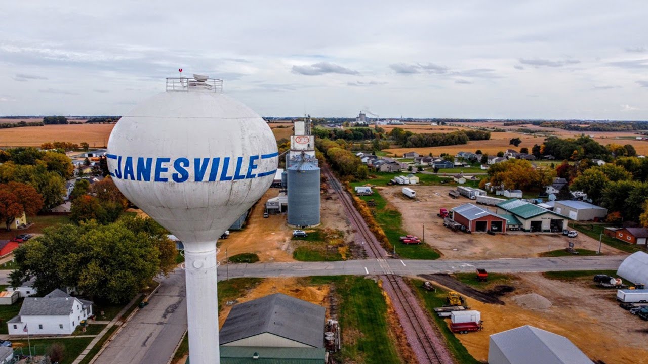 You've NEVER seen JANESVILLE, MN LIKE THIS BEFORE | FALL 2021