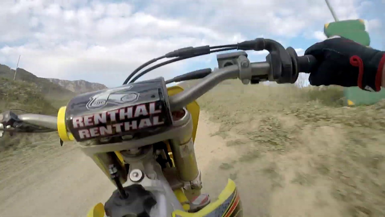 PRIMO ALLENAMENTO CON SUZUKI RMZ 450 A 
