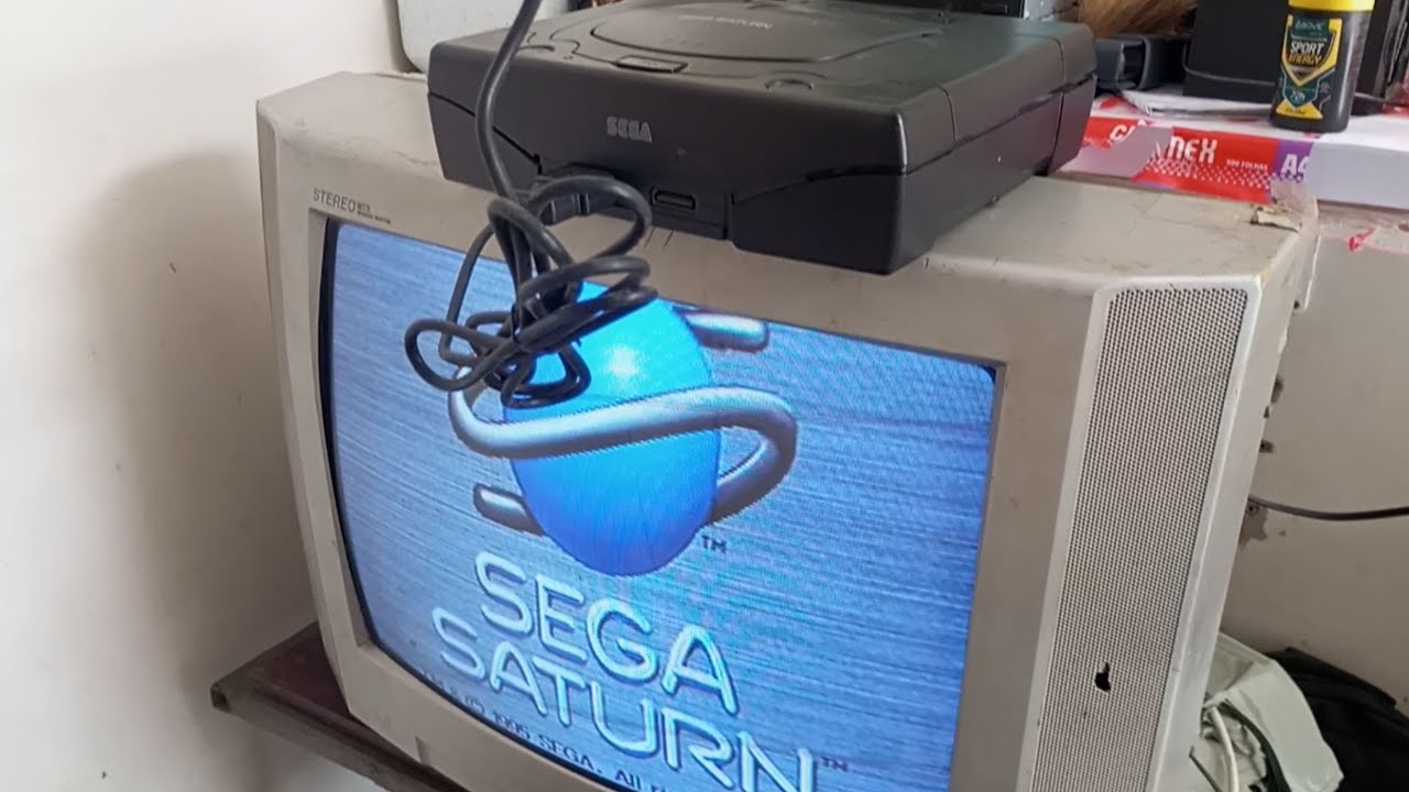 Instalando e Ligando um SEGA SATURN em 2026 na TV CRT TOSHIBA 23"