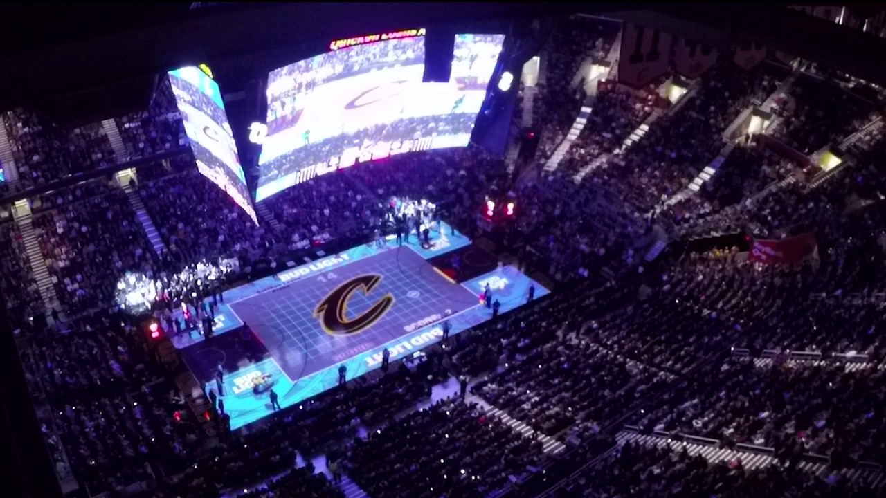Projection Mapping - Cleveland Cavaliers transform Quicken Loans Arena